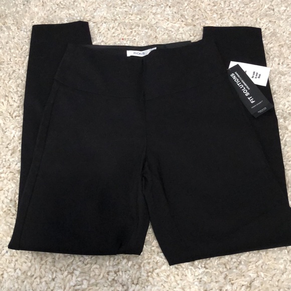 NWT Ricki’s XS black ankle pants - Picture 2 of 4